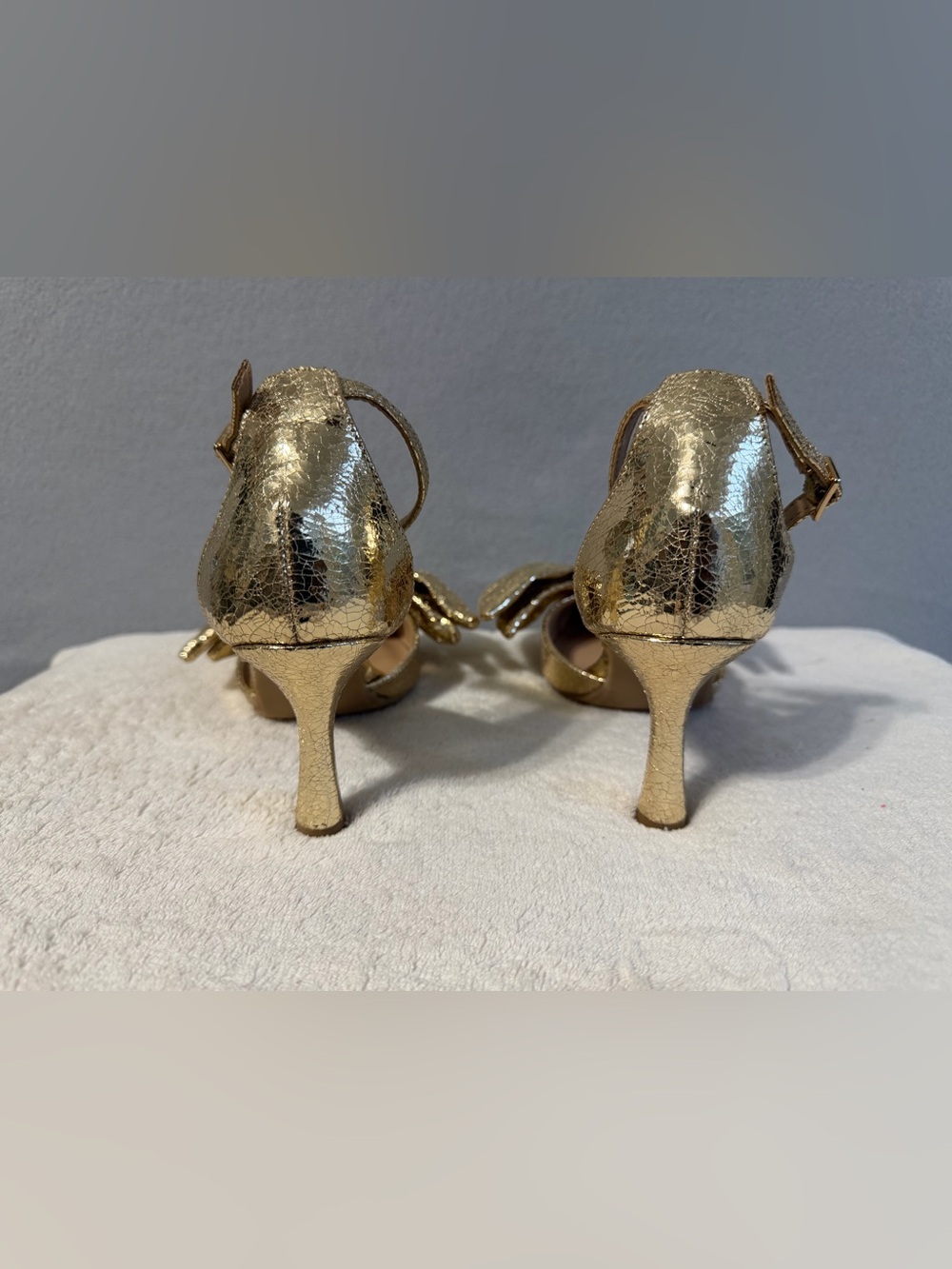 A New Day Grace Bow Heels s6.5 Women’s Gold Color - Picture 4 of 9